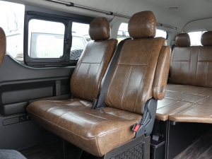 ハイエースワゴン一部改良後 安全装備追加　新車コンプリート