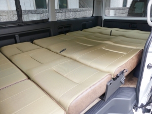 ハイエースワゴン新車１０人乗り　車中泊できる街乗り仕様車