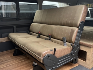 ハイエースワゴン新車コンプリート　ハイエースワゴン２ＷＤ