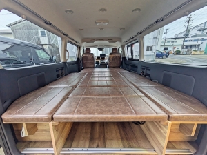 ハイエースワゴン１０人乗り　車中泊できる街乗り仕様車