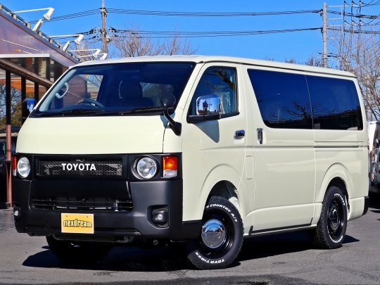 ハイエースＶディーゼル4WD　丸目カスタム　ネオクラシック