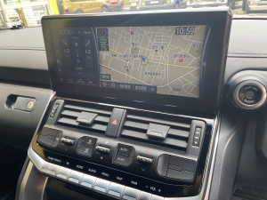 ランドクルーザー３００新型ランクル300　ツインターボ