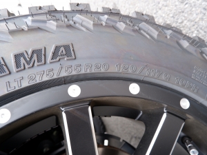 ハイラックス安全装備 新型マイナーチェンジ ハイラックス