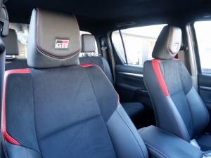 ハイラックス一部改良モデル 新型ハイラックスGR-SPORT
