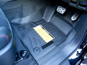 ハイラックス一部改良モデル 新型ハイラックスGR-SPORT