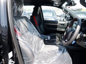ハイラックスGRスポーツ 新型ハイラックスGR-SPORT
