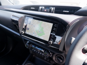 ハイラックスGRスポーツ 新型ハイラックスGR-SPORT