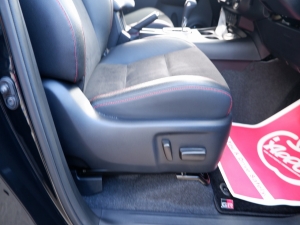 ハイラックスGRスポーツ 新型ハイラックスGR-SPORT