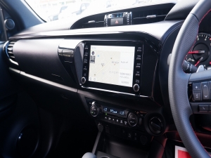 ハイラックスGRスポーツ 新型ハイラックスGR-SPORT