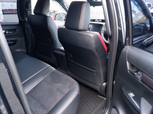 ハイラックスGRスポーツ 新型ハイラックスGR-SPORT