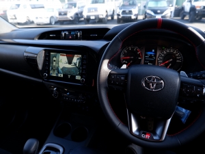 ハイラックスGRスポーツ 新型ハイラックスGR-SPORT