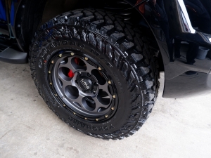 ハイラックスGRスポーツ 新型ハイラックスGR-SPORT