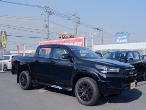 ハイラックスGRスポーツ 新型ハイラックスGR-SPORT