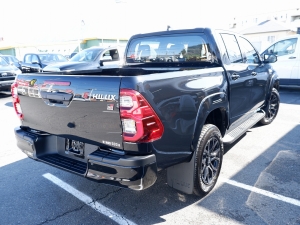 ハイラックスGRスポーツ 新型ハイラックスGR-SPORT