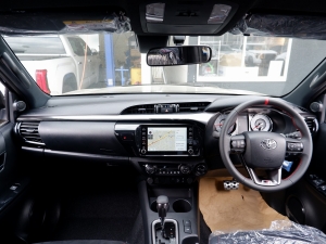 ハイラックスGRスポーツ 新型ハイラックスGR-SPORT