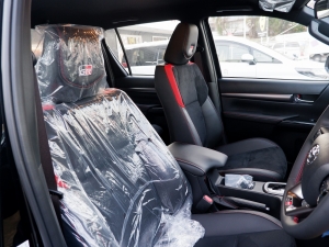ハイラックスGRスポーツ 新型ハイラックスGR-SPORT
