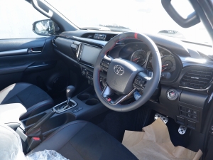 ハイラックスGRスポーツ 新型ハイラックスGR-SPORT