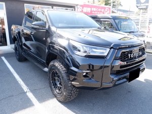 ハイラックスGRスポーツ 新型ハイラックスGR-SPORT