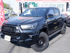 ハイラックスGRスポーツ 新型ハイラックスGR-SPORT