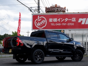 ハイラックスGRスポーツ 新型ハイラックスGR-SPORT