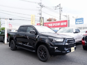 ハイラックスGRスポーツ 新型ハイラックスGR-SPORT
