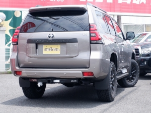 ランクルプラド特別仕様車　マットブラックエディション