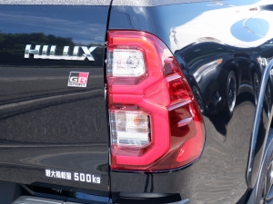 ハイラックスGRスポーツ 新型ハイラックスGR-SPORT