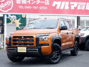 トライトン三菱ピックアップトラック　トライトン
