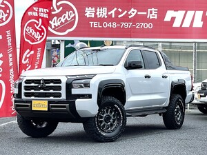トライトントライトン　リフトアップ　トライトン新車コンプリート