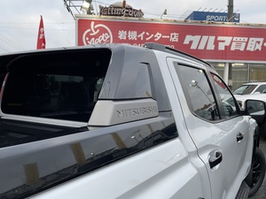 トライトントライトン　リフトアップ　トライトン新車コンプリート