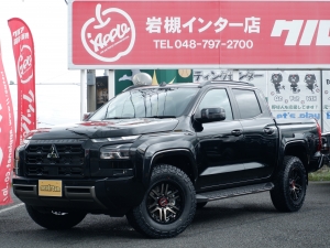 トライトン三菱ピックアップトラック　トライトン