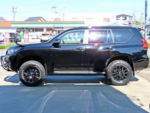 ランクルプラドランクル150プラド　TX　7人乗り