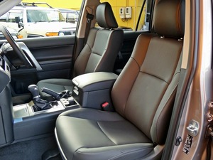 ランクルプラド特別仕様車　マットブラックエディション