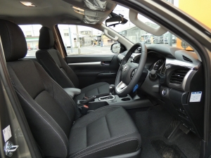ハイラックスキャンプ　アウトドア　レジャー　４ＷＤ　ＳＵＶ