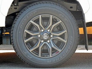 ハイラックスGRスポーツ 一部改良 新型ハイラックス