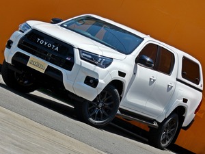 ハイラックスGRスポーツ 一部改良 新型ハイラックス