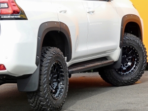 ランクルプラドキャンプ　アウトドア　レジャー　４ＷＤ　ＳＵＶ