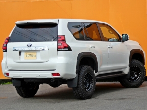 ランクルプラドキャンプ　アウトドア　レジャー　４ＷＤ　ＳＵＶ