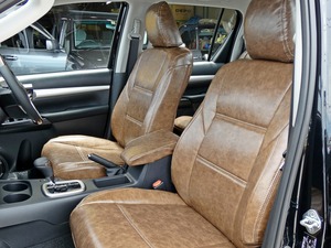 ハイラックスキャンプ　アウトドア　レジャー　４ＷＤ　ＳＵＶ