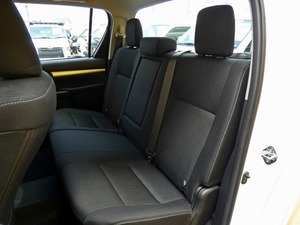 ハイラックスキャンプ　アウトドア　レジャー　４ＷＤ　ＳＵＶ