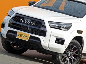 ハイラックスGRスポーツ 新型ハイラックスGR-SPORT