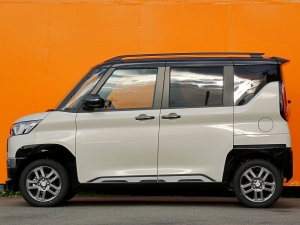 デリカミニデリカミニ　４ＷＤ　Ｔプレミアム