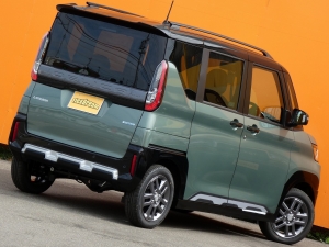 デリカミニＢＩＧ－Ｘ　ペンドルトンシートカバー付