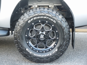 ハイラックス安全装備 新型マイナーチェンジ ハイラックス