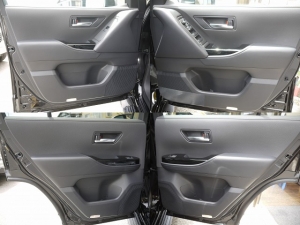ランドクルーザー３００新型ランクル300　ツインターボ