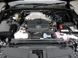 ハイラックスGRスポーツ 新型ハイラックスGR-SPORT
