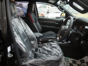 ハイラックスGRスポーツ 新型ハイラックスGR-SPORT