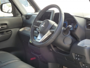 デリカミニデリカミニ　４ＷＤ　Ｔプレミアム