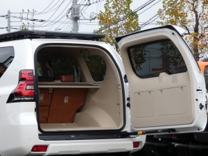 ランクルプラドランクル150プラド　TX　5人乗り