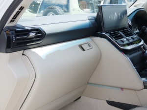 ランドクルーザー３００新型ランクル300　ZX　ディーゼルツインターボ
